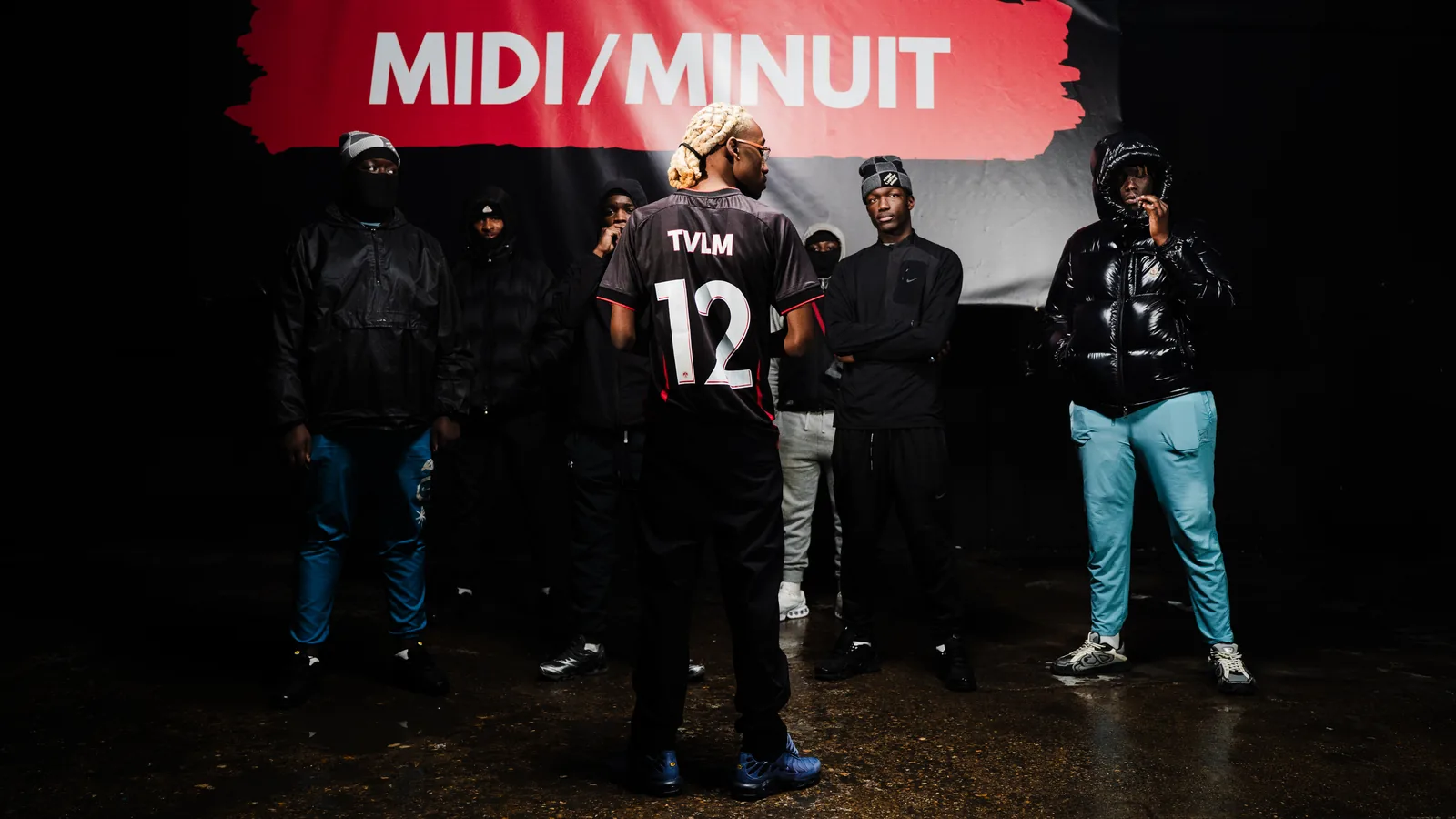 TVLM entouré de son équipe